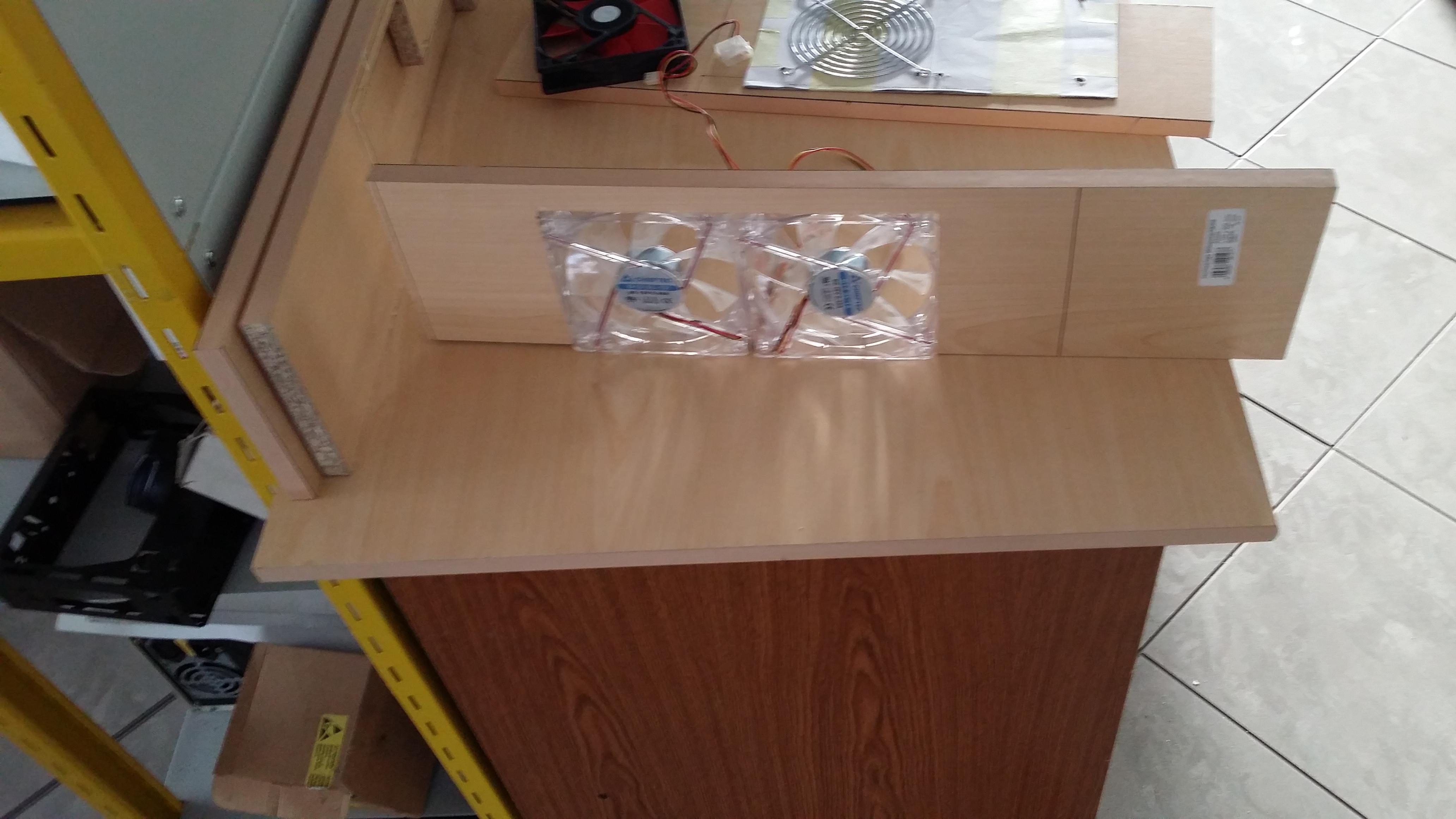 S7 Desk 2014 - By S7 design