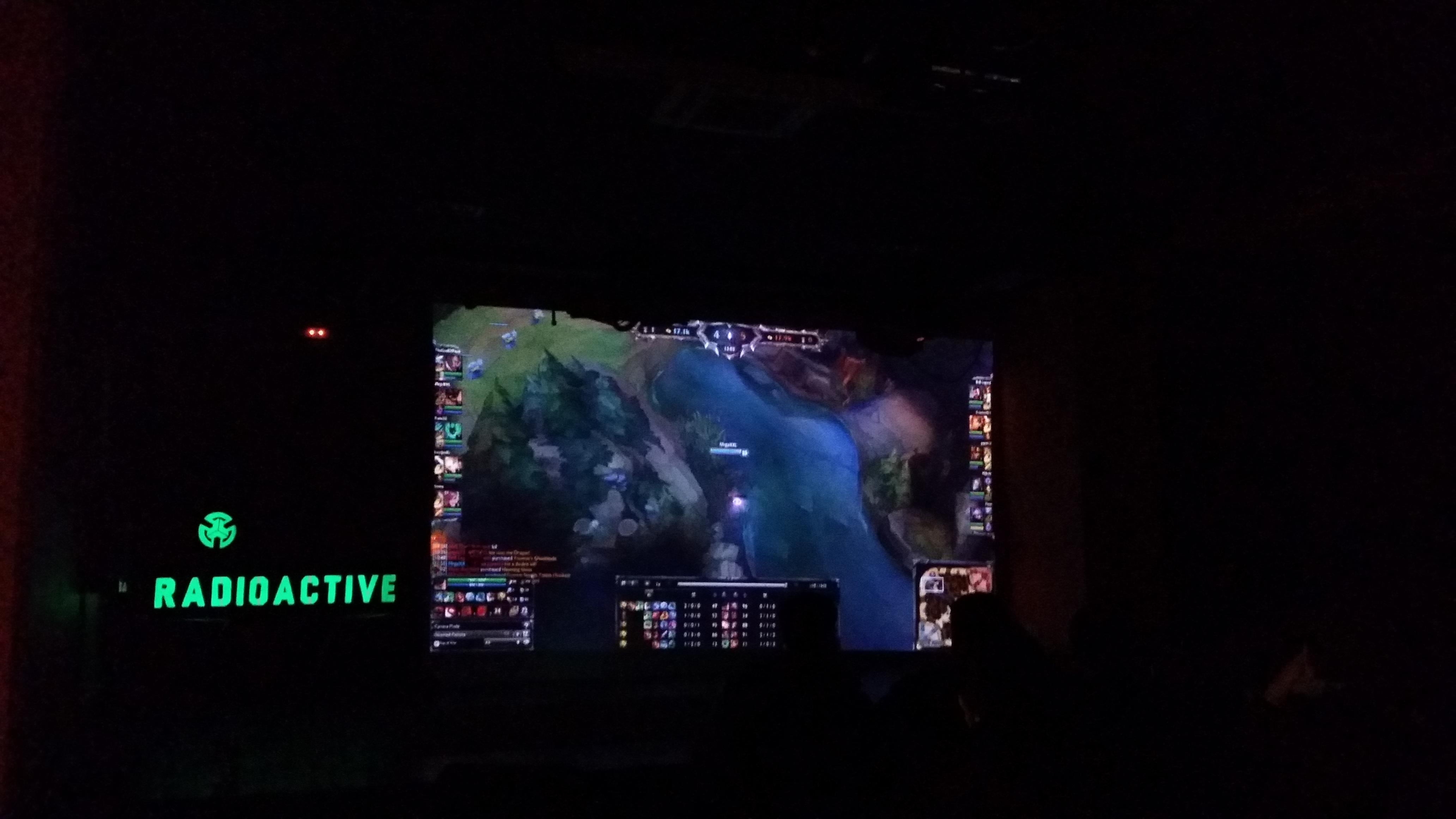 Radioactive LAN 5 - S7 Desk 2014 - By S7 design